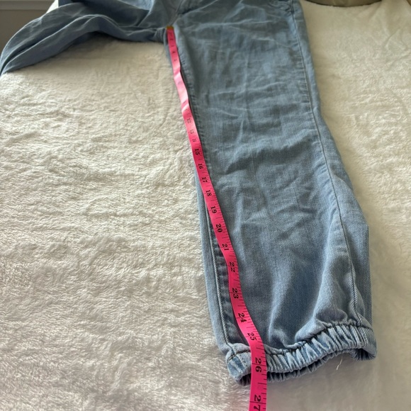 Paige Pleated Mayslie Double Button Jogger Jeans, size 27 - Picture 14 of 16